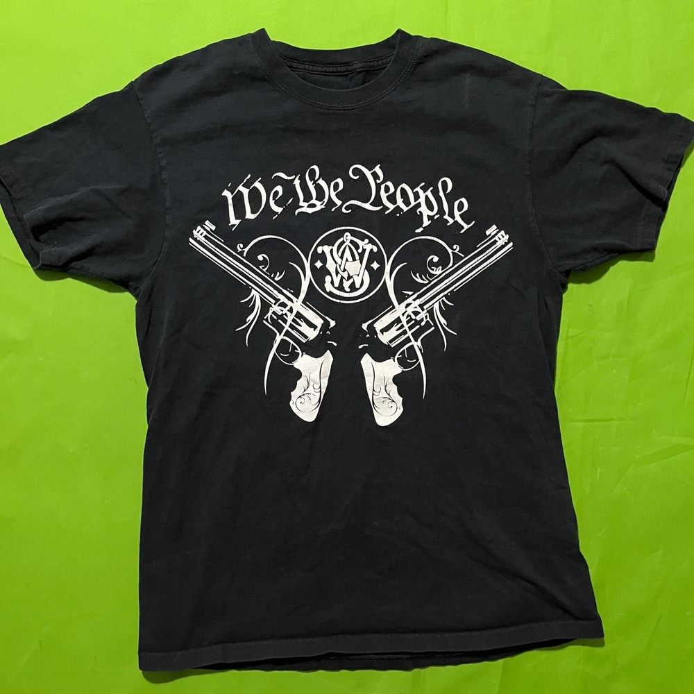 Smith & Wesson We The People Revolver Graphic T-Shirt Mens Black M 2nd Amendment